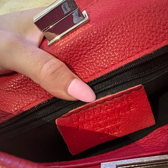 Deep Red Medium Size Bag Lavorazione Artigianale (real leather) from Italy - Picture 3 of 7